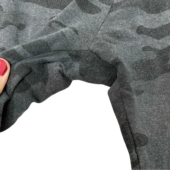 Pact Camo Leggings Womens Size Medium Organic Cotton Black Gray Camouflage Grey - Picture 4 of 7